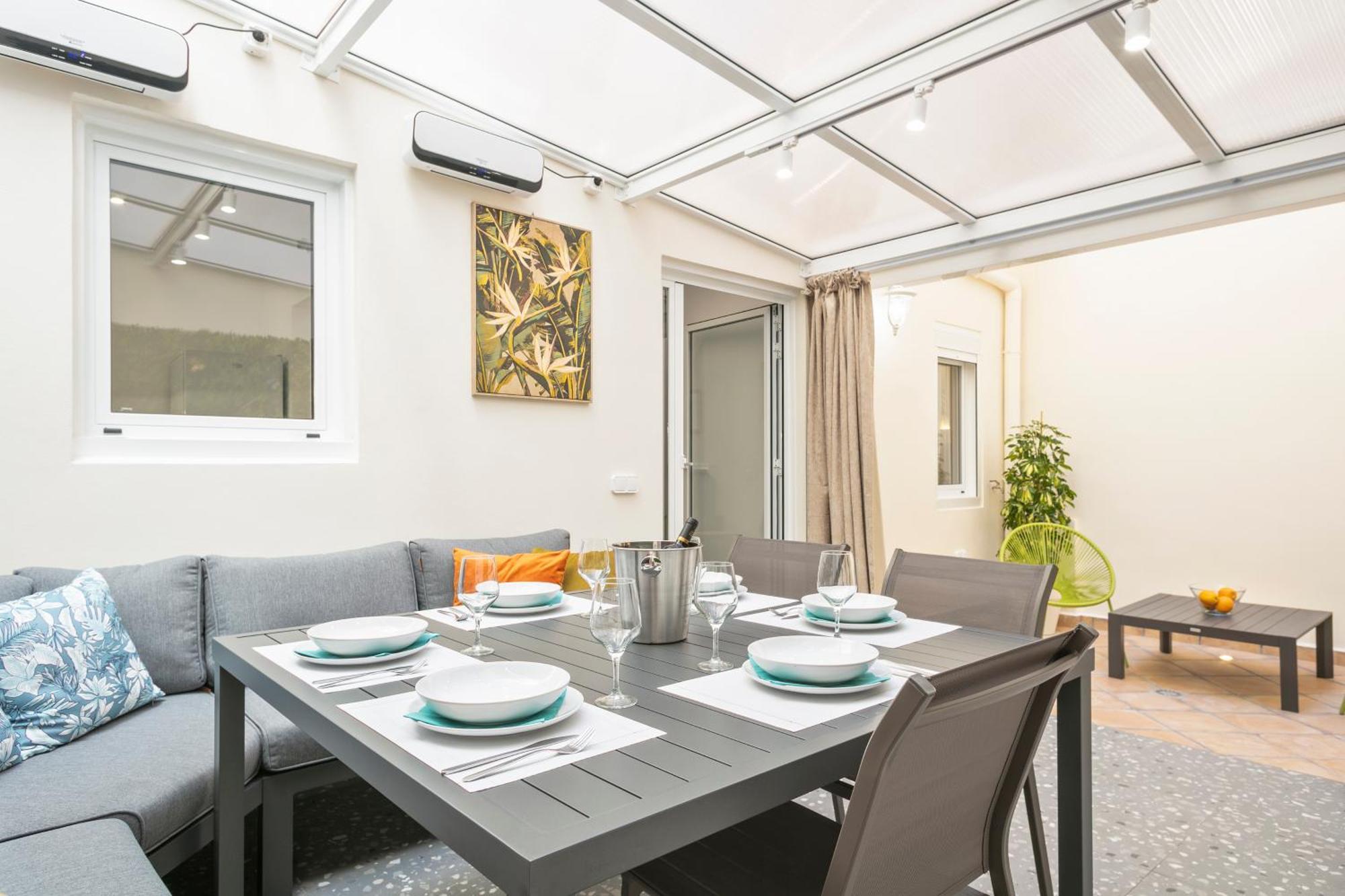 Boutique Plaza Catalonia Suites Cornella Cornellà de Llobregat Dış mekan fotoğraf