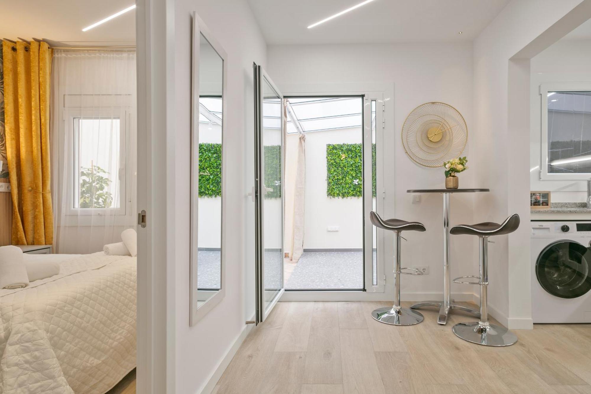 Boutique Plaza Catalonia Suites Cornella Cornellà de Llobregat Dış mekan fotoğraf