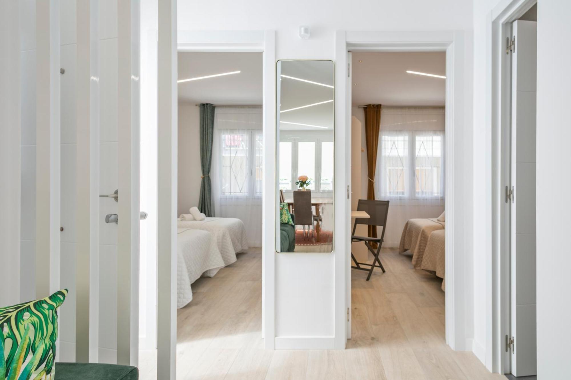 Boutique Plaza Catalonia Suites Cornella Cornellà de Llobregat Dış mekan fotoğraf