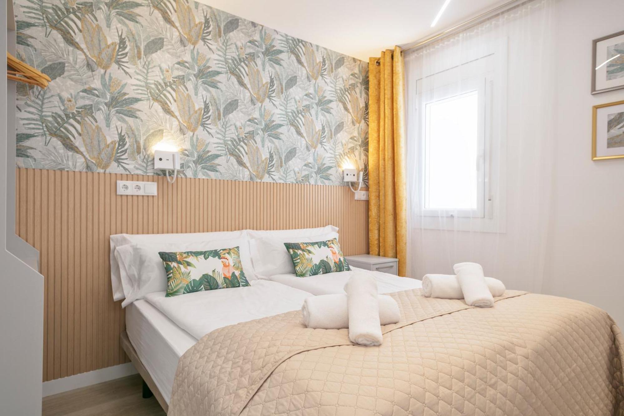 Boutique Plaza Catalonia Suites Cornella Cornellà de Llobregat Dış mekan fotoğraf