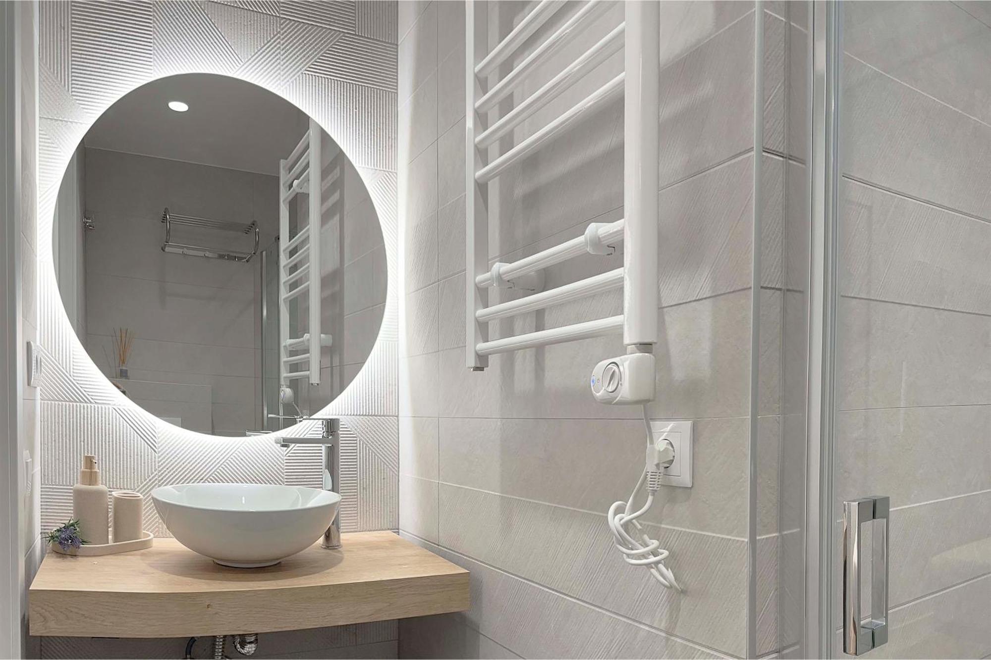 Boutique Plaza Catalonia Suites Cornella Cornellà de Llobregat Dış mekan fotoğraf